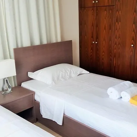 Apartament 101 Mandritis Court