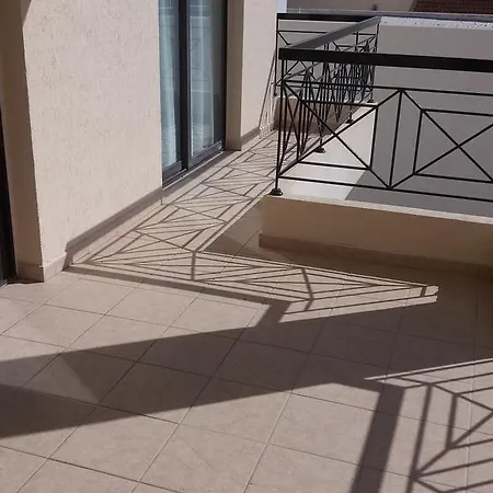 Appartement 101 Mandritis Court *