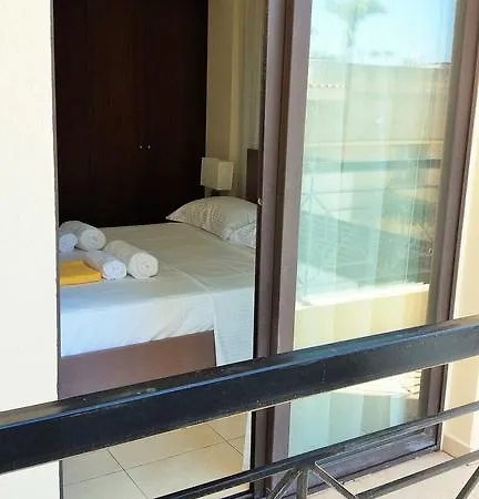 101 Mandritis Court Appartement