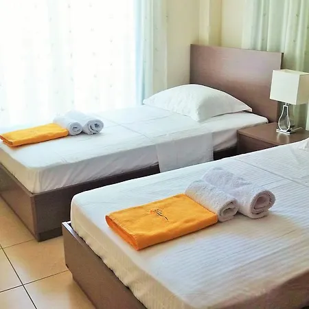 101 Mandritis Court * Larnaca