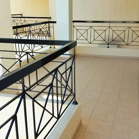 Appartement 101 Mandritis Court Larnaca