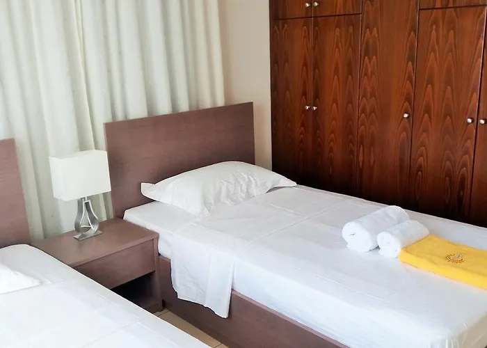 アパート 101 Mandritis Court