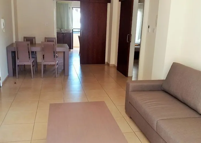 Lägenhet 101 Mandritis Court Larnaca